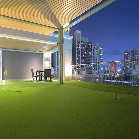 V Residence Serviced Apartment Bangkok Exterior foto